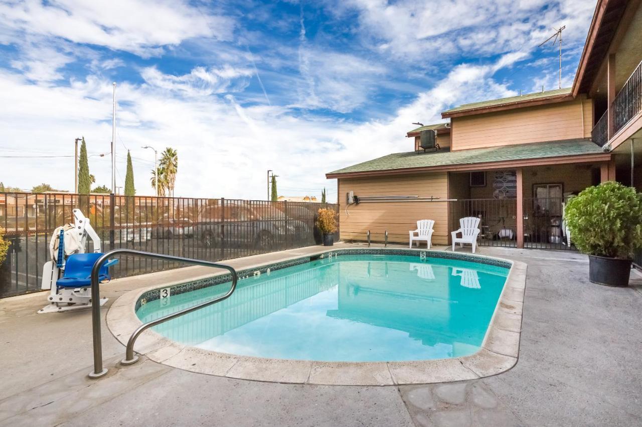 Quality Inn Victorville - Hesperia I-15 Ngoại thất bức ảnh
